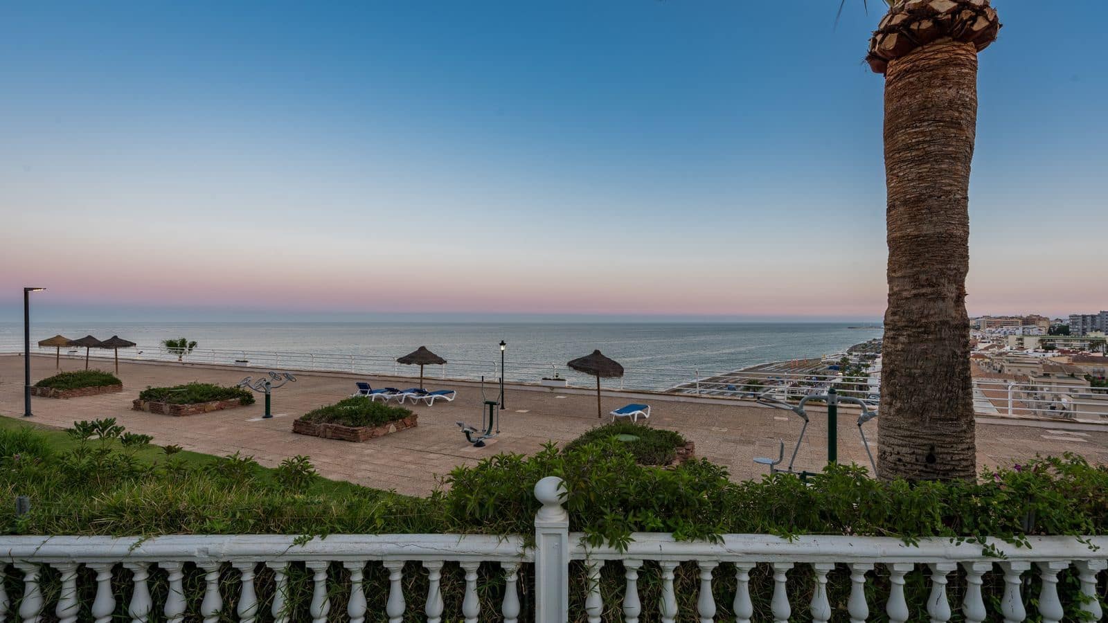Apartamento de 4 habitaciones en Torremolinos en venta - 2.650.000 € (Ref: 9967488)