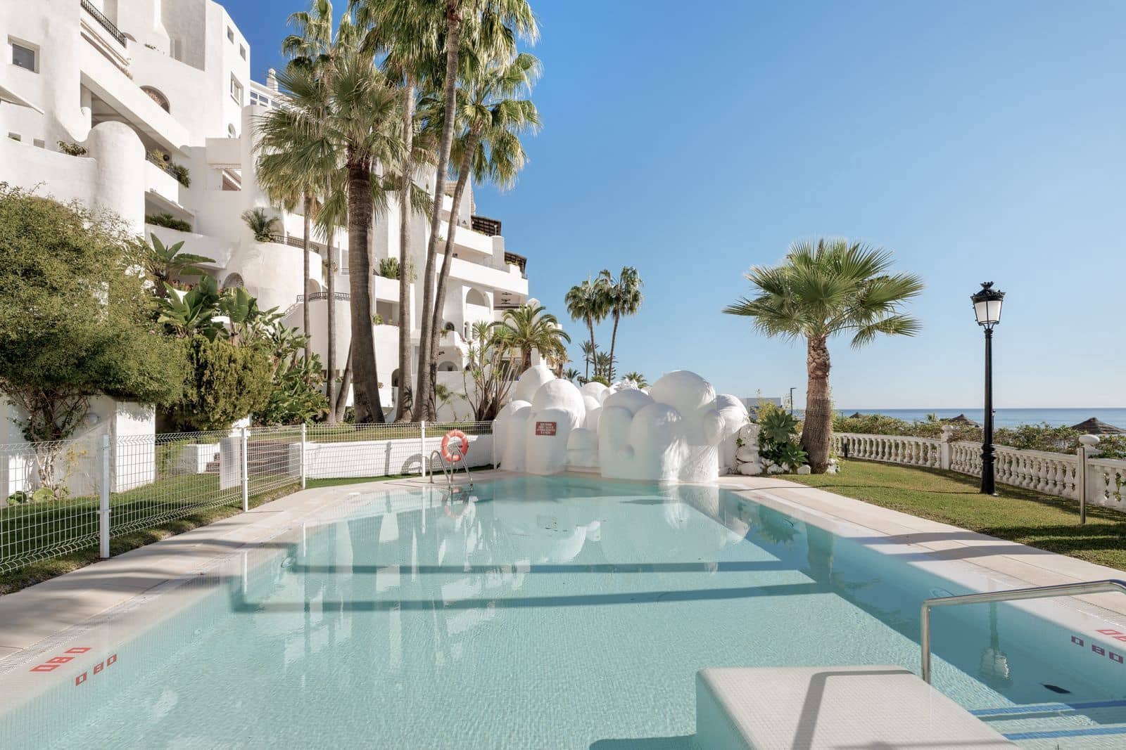 Apartamento de 4 habitaciones en Torremolinos en venta - 2.650.000 € (Ref: 9967488)