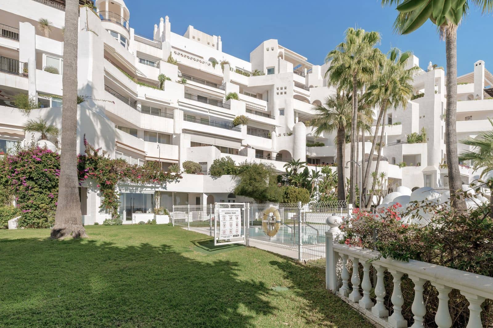 Apartamento de 4 habitaciones en Torremolinos en venta - 2.650.000 € (Ref: 9967488)