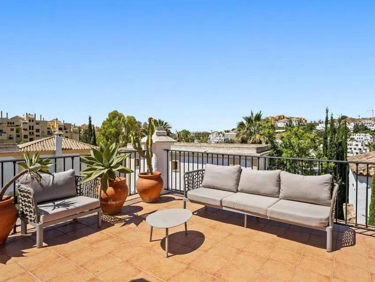 4 chambre Villa/Maison à vendre à New Golden Mile - 1 165 000 € (Ref: 9967490)