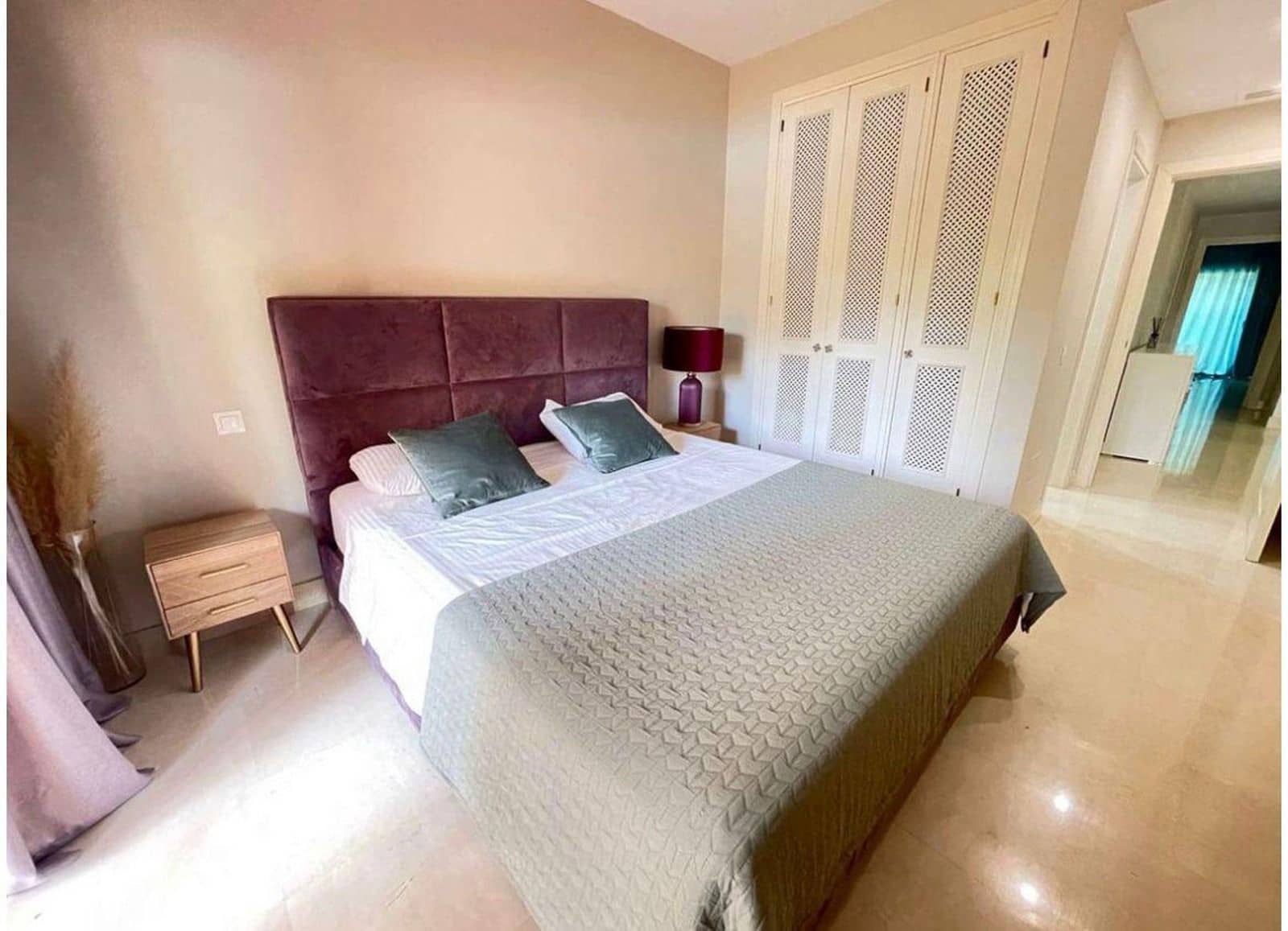 2 bedroom Apartment for sale in San Pedro de Alcantara - € 950,000 (Ref: 9967491)