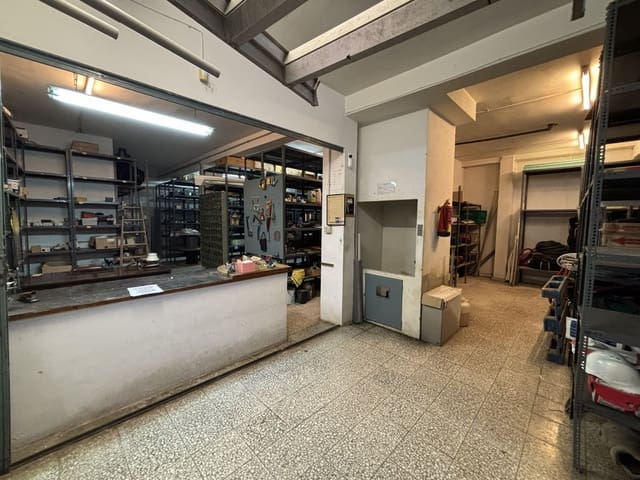 Kommersiell til salgs i Marbella - € 1 500 000 (Ref: 9967497)