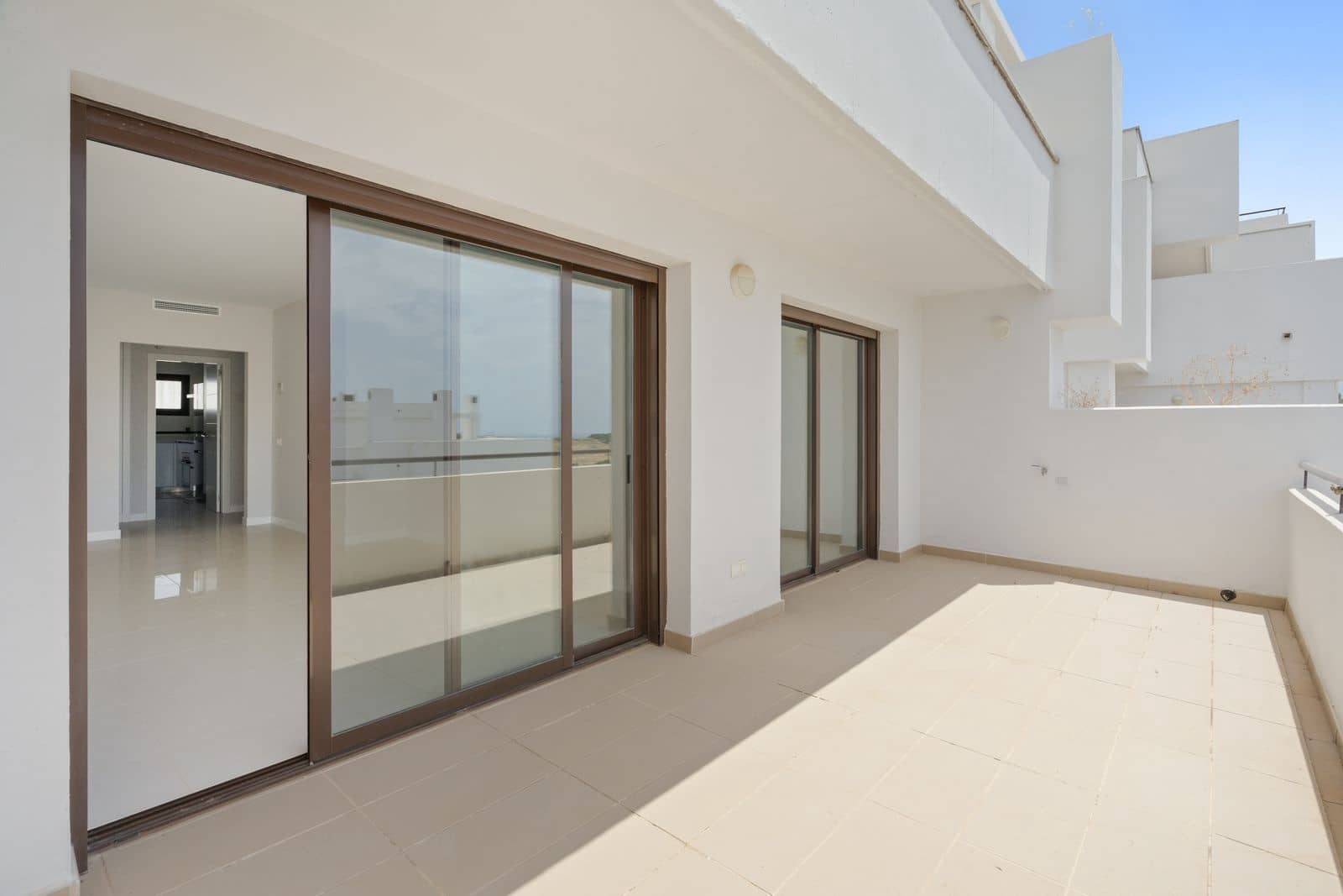 2 soveværelse Lejlighed til salg i Estepona - € 295.000 (Ref: 9967500)