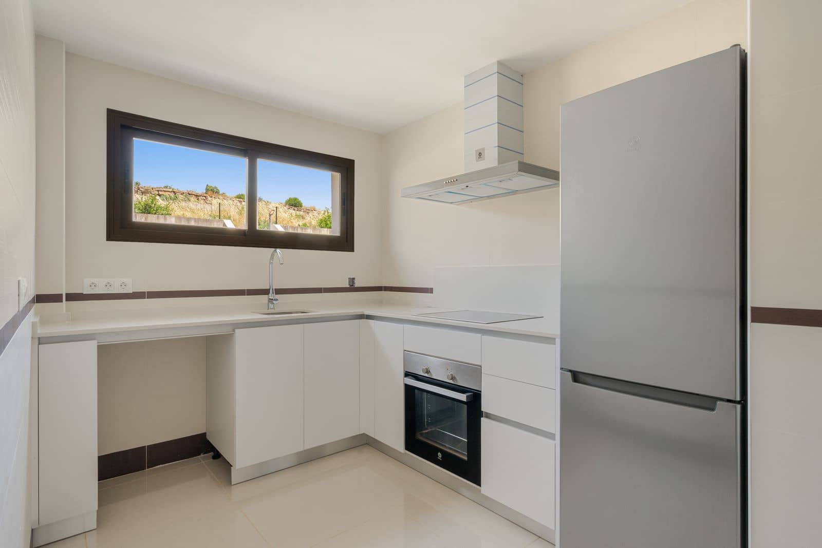 2 soveværelse Lejlighed til salg i Estepona - € 295.000 (Ref: 9967500)