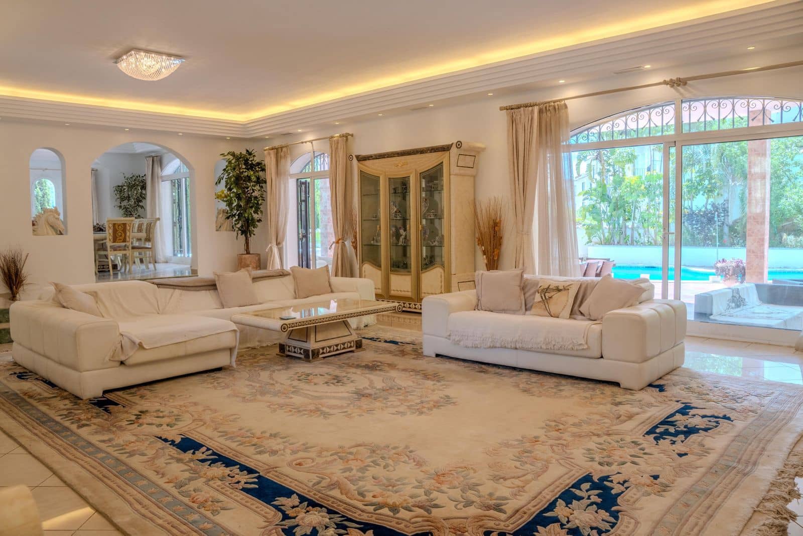 6 Zimmer Villa zu verkaufen in Benahavis - 2.400.000 € (Ref: 9967501)