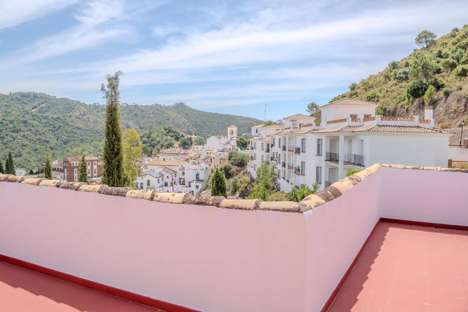 6 Zimmer Villa zu verkaufen in Benahavis - 2.400.000 € (Ref: 9967501)