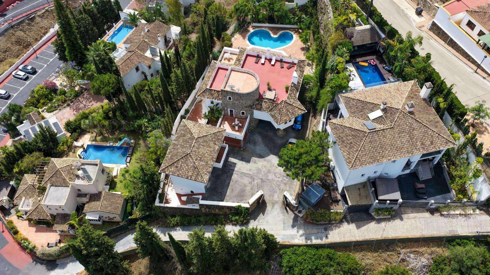 6 Zimmer Villa zu verkaufen in Benahavis - 2.400.000 € (Ref: 9967501)
