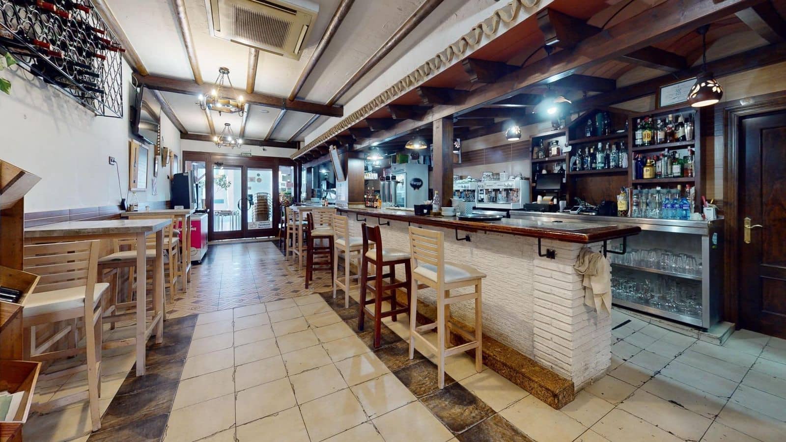 Restaurant/Bar til salg i Benalmadena - € 800.000 (Ref: 9967507)