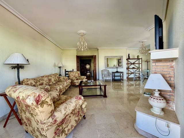 4 makuuhuone Huoneisto myytävänä paikassa San Pedro de Alcantara, Marbella - 875 000 € (Ref: 9967512)