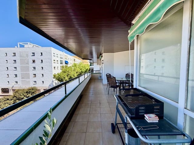 4 makuuhuone Huoneisto myytävänä paikassa San Pedro de Alcantara, Marbella - 875 000 € (Ref: 9967512)