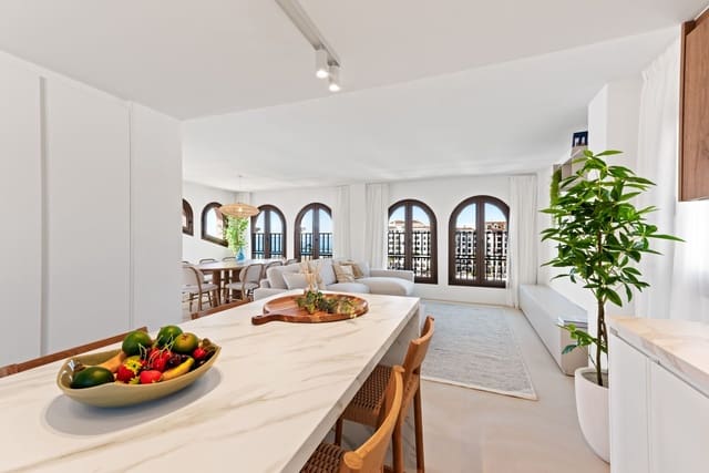 4 soveværelse Penthouse til salg i La Duquesa / Puerto de la Duquesa, Manilva - € 1.290.000 (Ref: 9967520)
