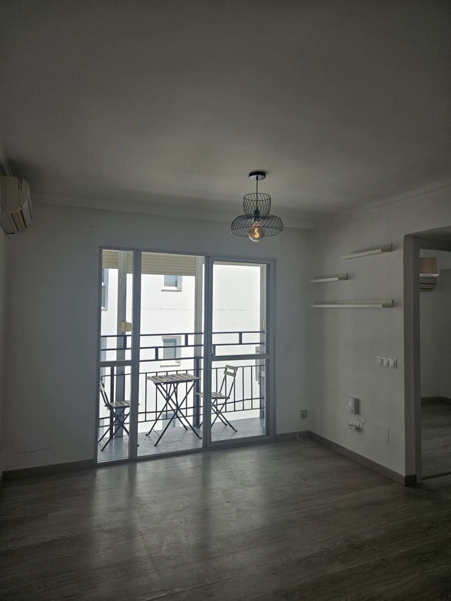 3 bedroom Apartment for sale in Estepona - € 259,000 (Ref: 9967524)
