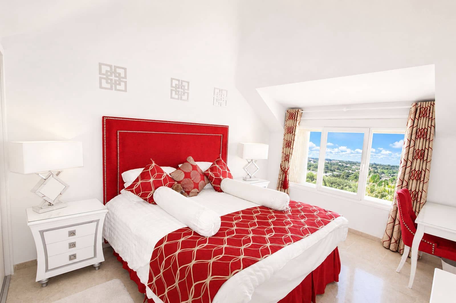 3 slaapkamer Penthouse te koop in Elviria - € 1.399.000 (Ref: 9967532)
