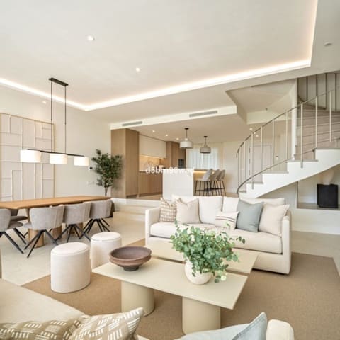 Casa de 4 habitaciones en La Quinta, Benahavís en venta - 1.875.000 € (Ref: 9998165)