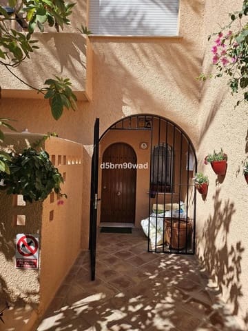 Casa de 3 habitaciones en Atalaya-Isdabe, Estepona en venta - 850.000 € (Ref: 9998167)