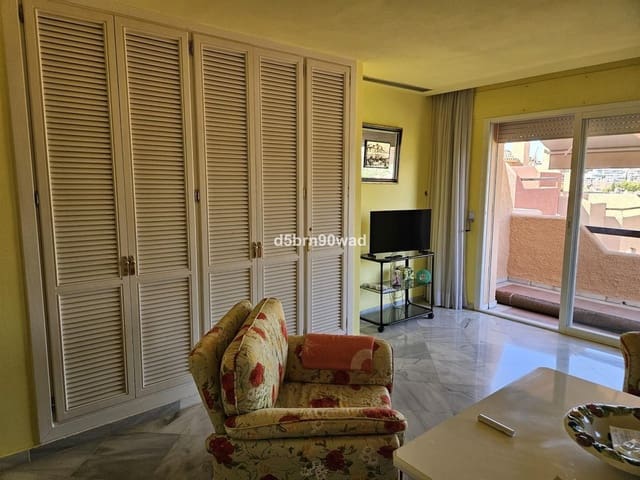 Casa de 3 habitaciones en Atalaya-Isdabe, Estepona en venta - 850.000 € (Ref: 9998167)