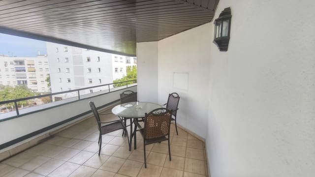 4 soveværelse Lejlighed til salg i San Pedro de Alcantara, Marbella - € 875.000 (Ref: 9998169)