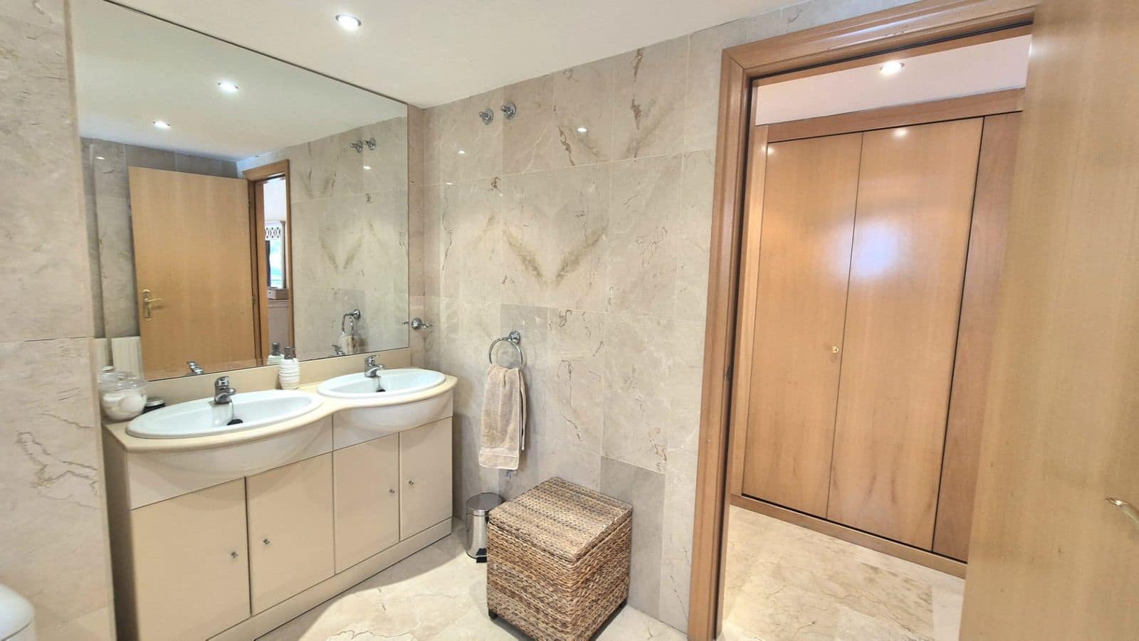 2 soveværelse Lejlighed til salg i San Pedro de Alcantara - € 425.000 (Ref: 9998170)