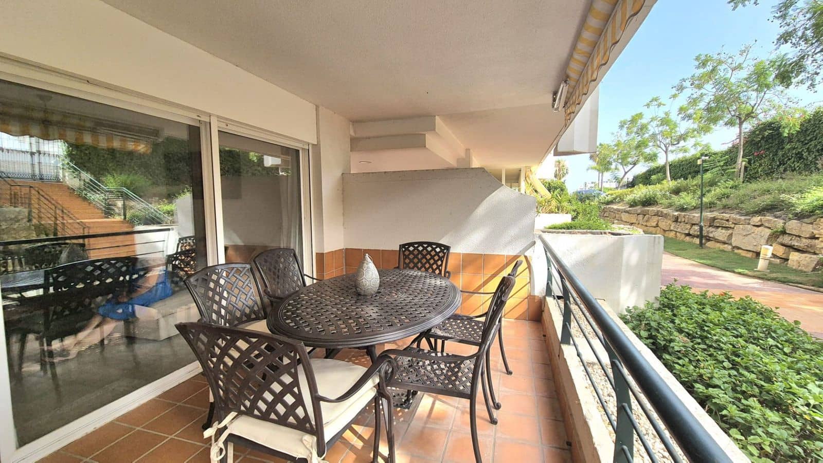 2 soveværelse Lejlighed til salg i San Pedro de Alcantara - € 425.000 (Ref: 9998170)