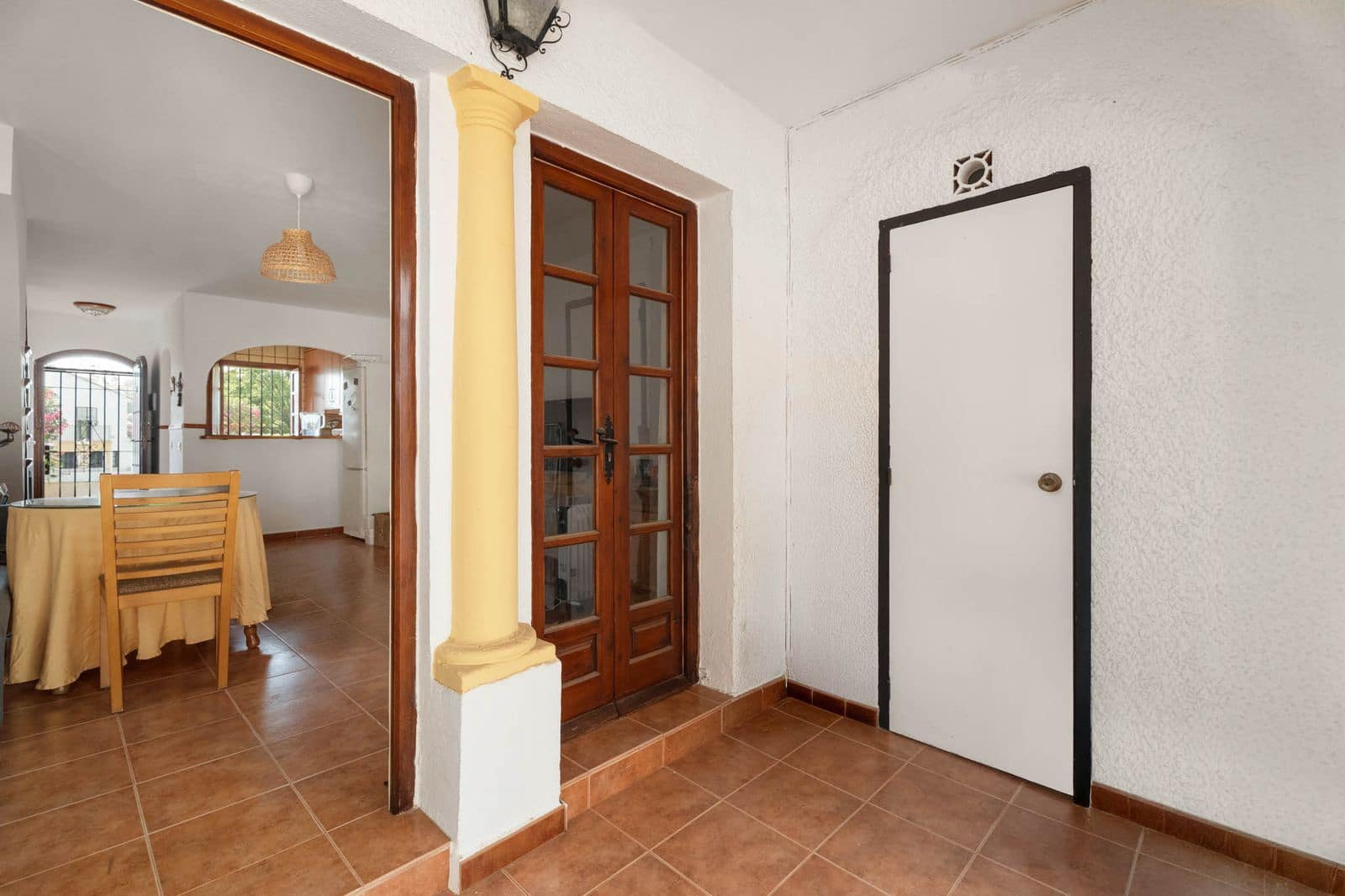 2 sovrum Hus till salu i Elviria - 420 000 € (Ref: 9998171)