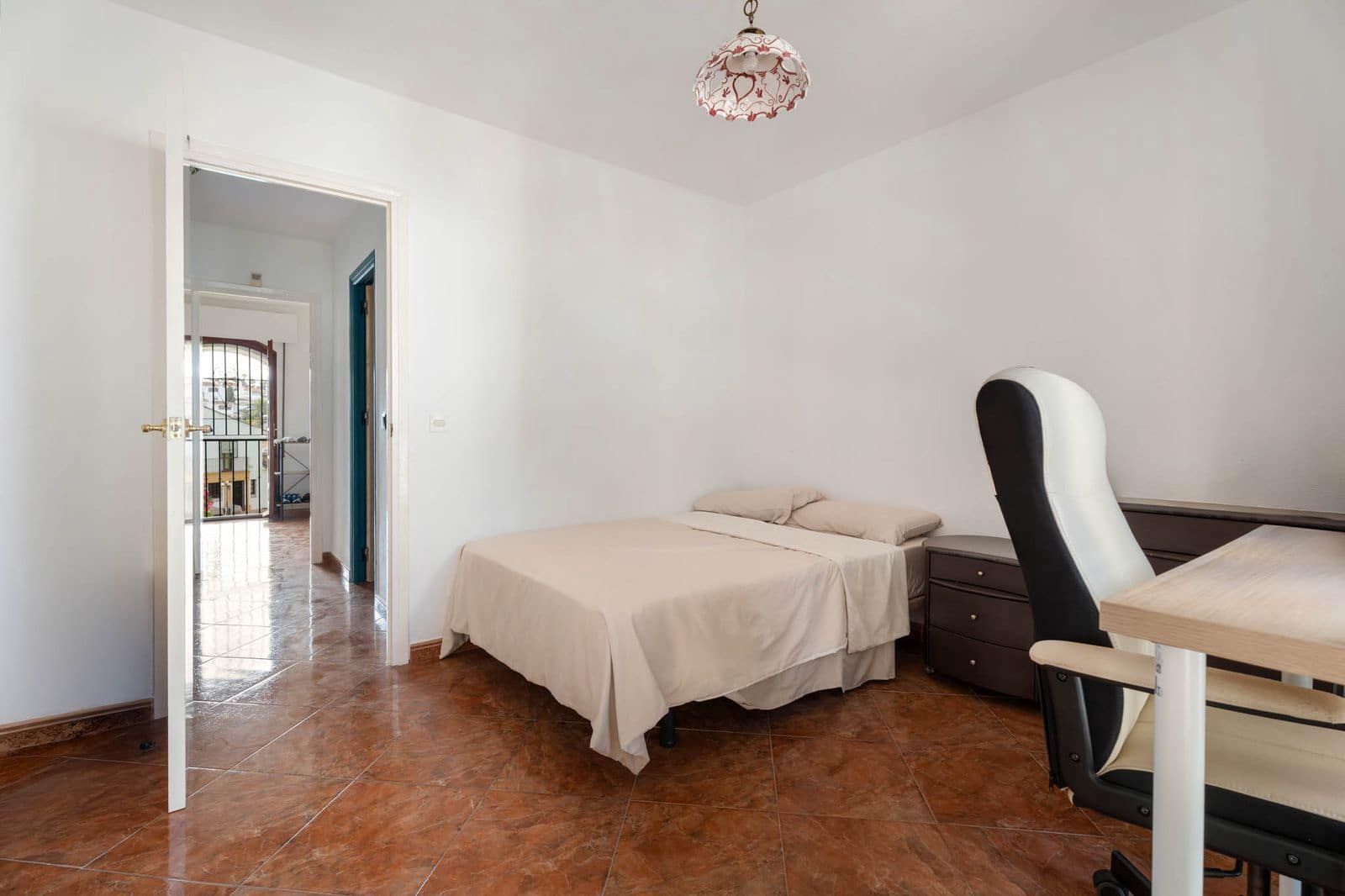 2 sovrum Hus till salu i Elviria - 420 000 € (Ref: 9998171)