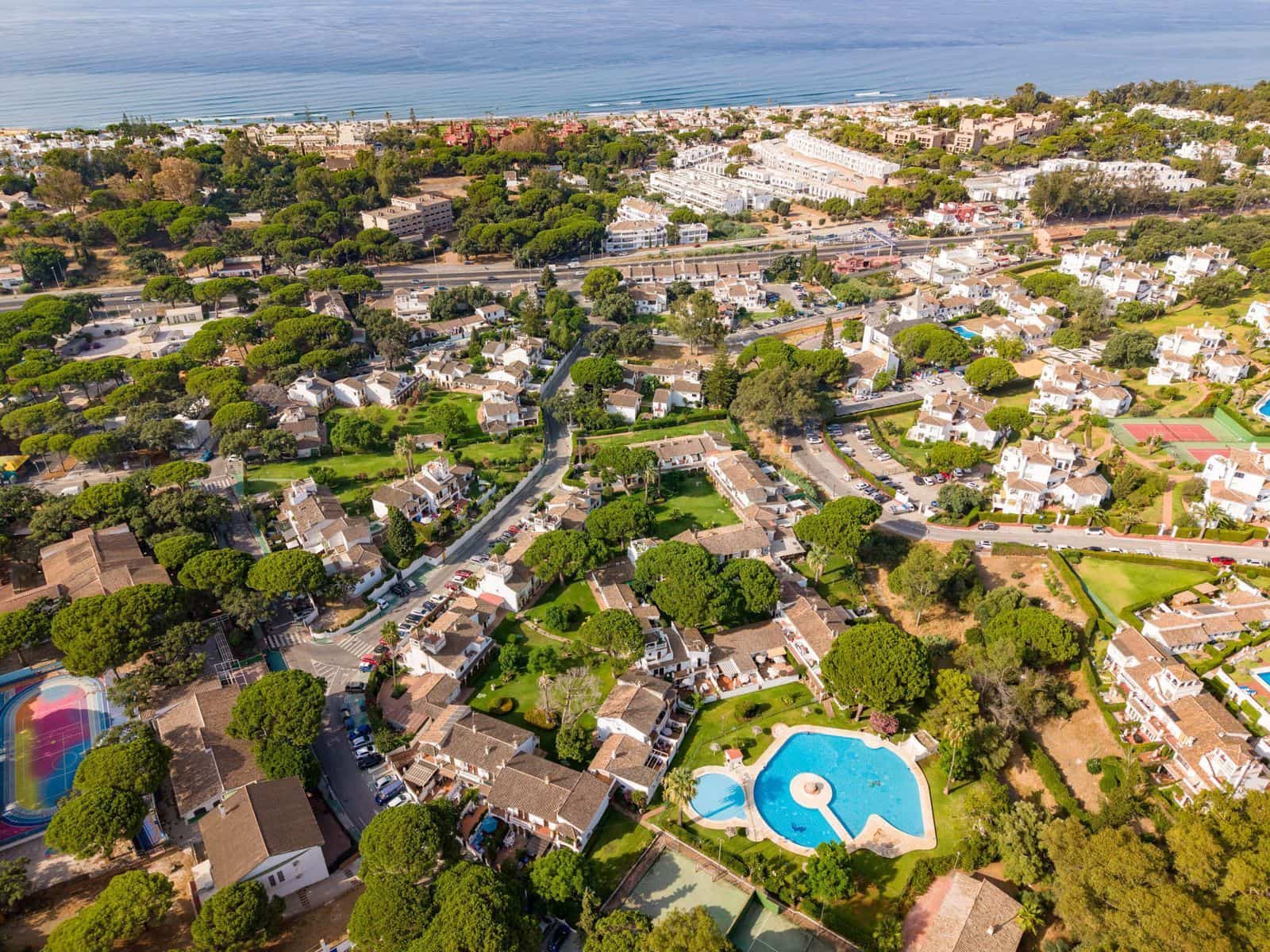 2 sovrum Hus till salu i Elviria - 420 000 € (Ref: 9998171)