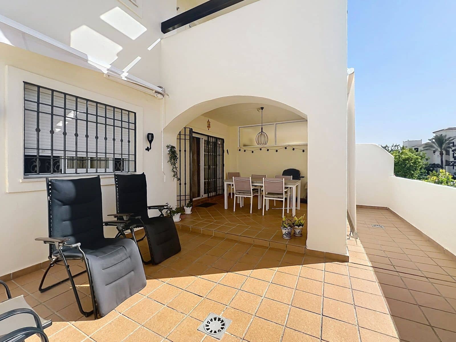 Apartamento de 2 habitaciones en San Luis de Sabinillas en venta - 329.000 € (Ref: 9998175)