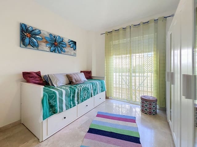 Apartamento de 2 habitaciones en San Luis de Sabinillas, Manilva en venta - 329.000 € (Ref: 9998175)
