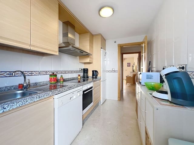 Apartamento de 2 habitaciones en San Luis de Sabinillas, Manilva en venta - 329.000 € (Ref: 9998175)