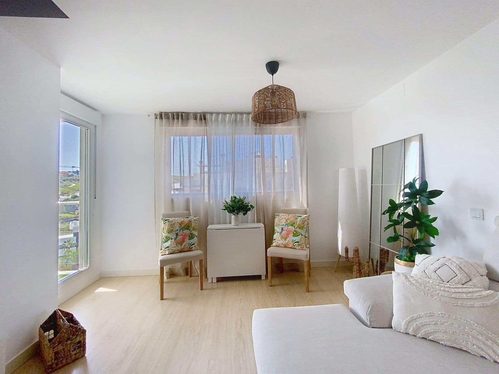 3 soverom Penthouse til salgs i Estepona - € 639 000 (Ref: 9998177)