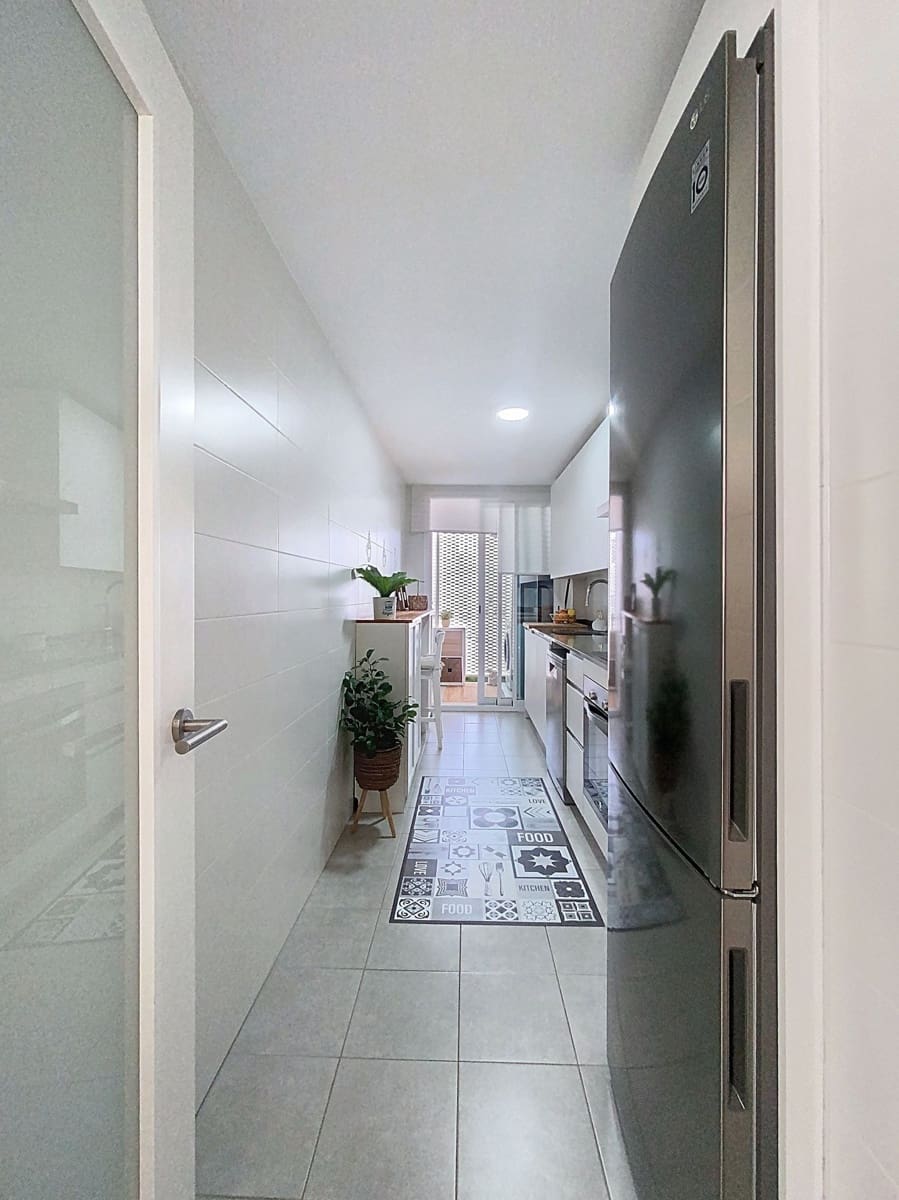 3 soverom Penthouse til salgs i Estepona - € 639 000 (Ref: 9998177)