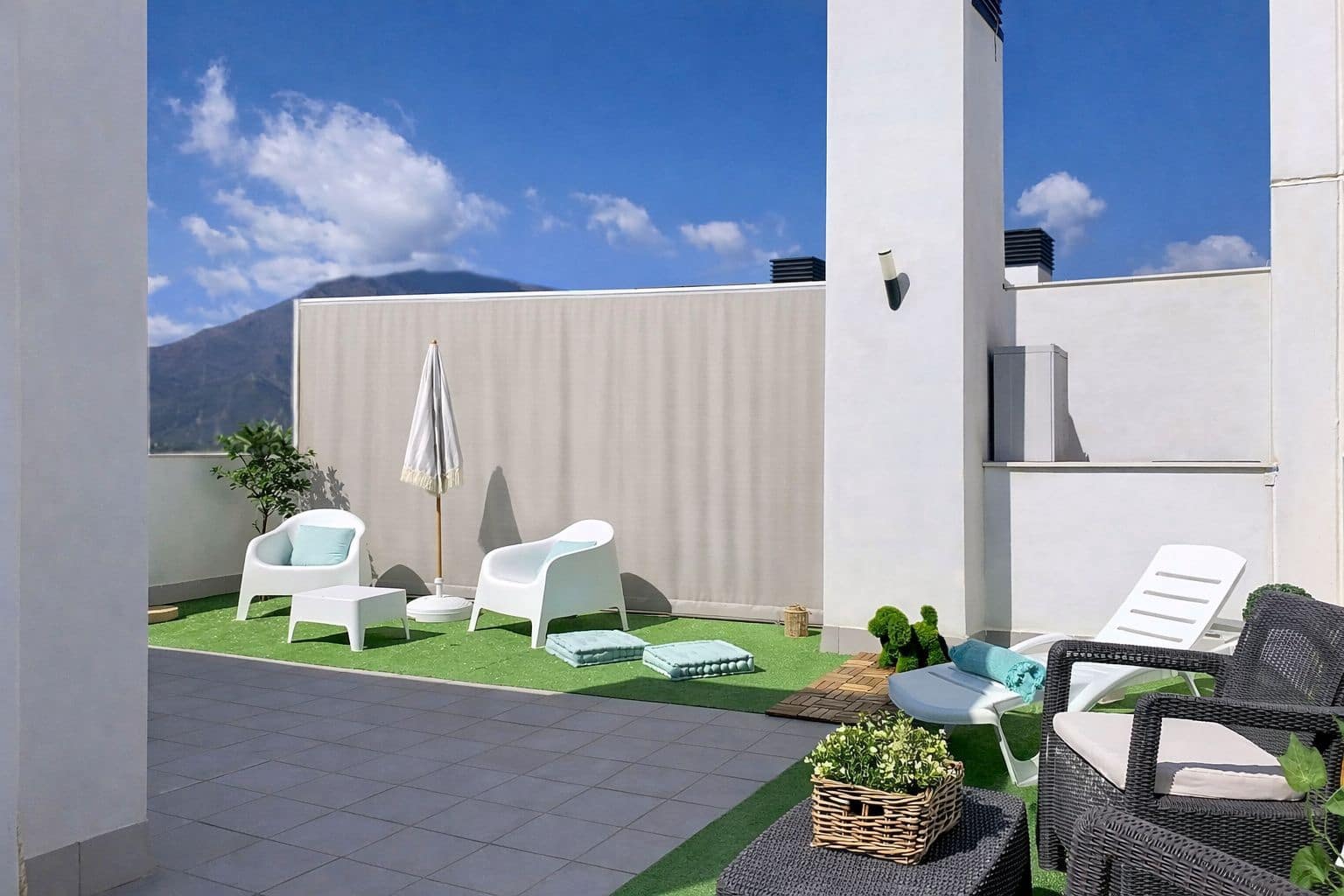 3 soverom Penthouse til salgs i Estepona - € 639 000 (Ref: 9998177)