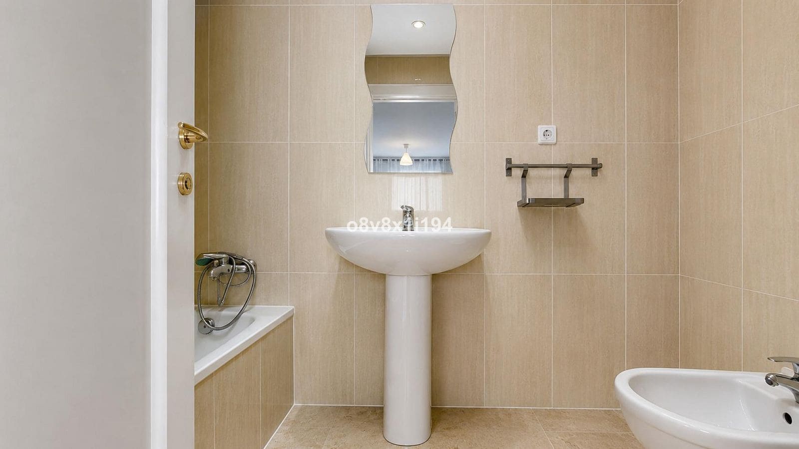 2 bedroom Apartment for sale in Manilva - € 285,000 (Ref: 9998183)
