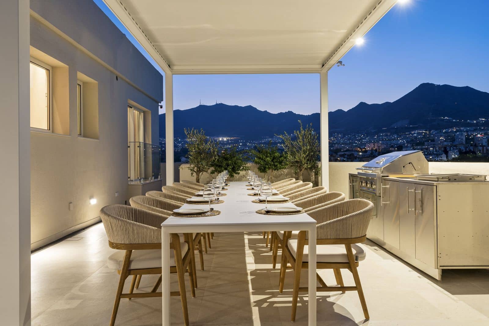 3 soverom Penthouse til salgs i Benalmadena Costa - € 1 650 000 (Ref: 9998184)