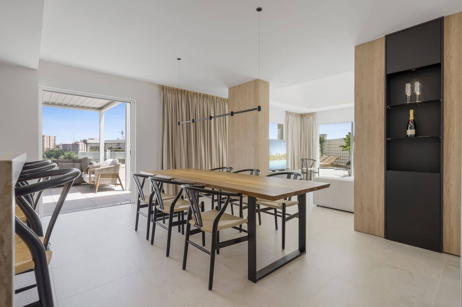 3 soverom Penthouse til salgs i Benalmadena Costa - € 1 650 000 (Ref: 9998184)