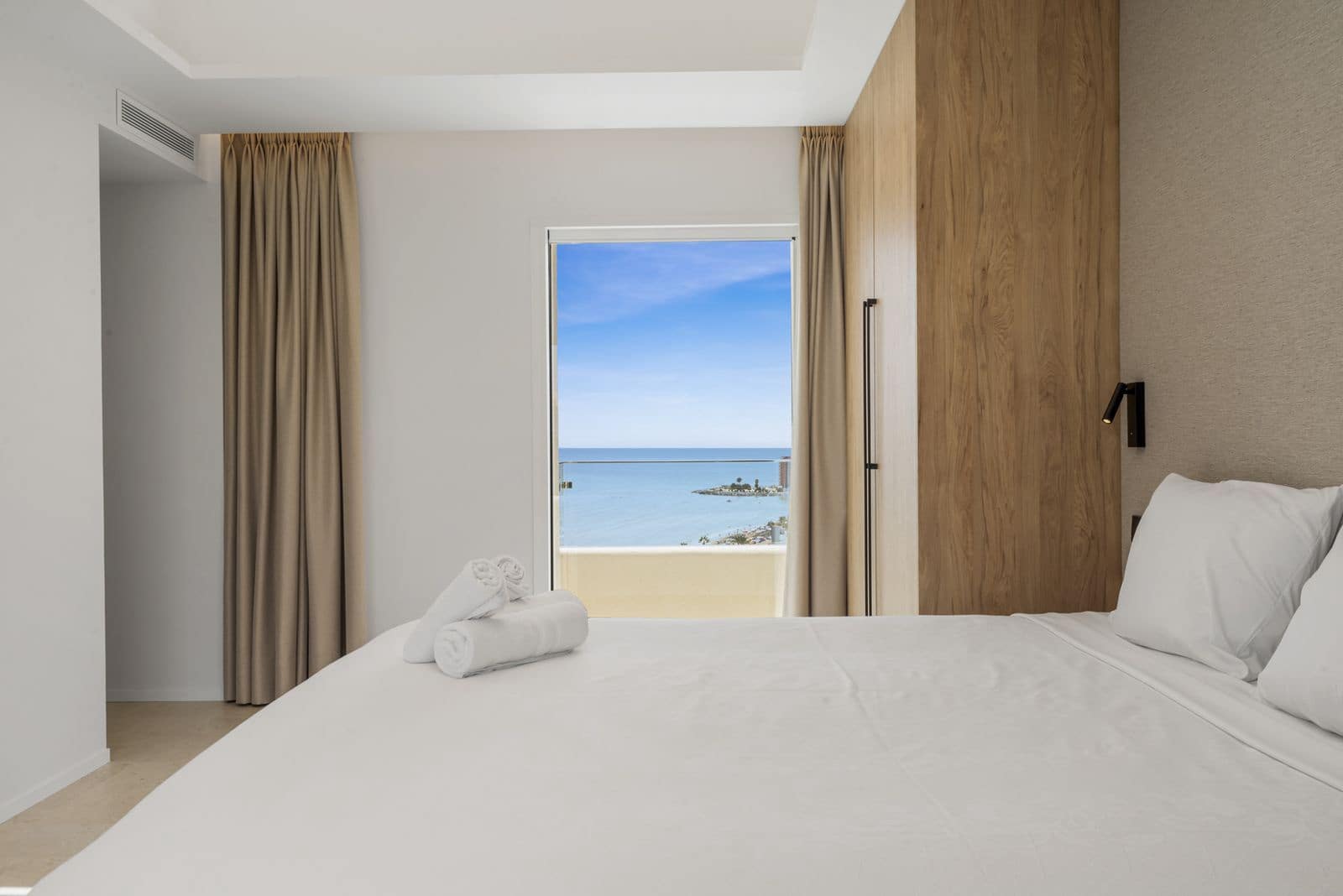 3 soverom Penthouse til salgs i Benalmadena Costa - € 1 650 000 (Ref: 9998184)