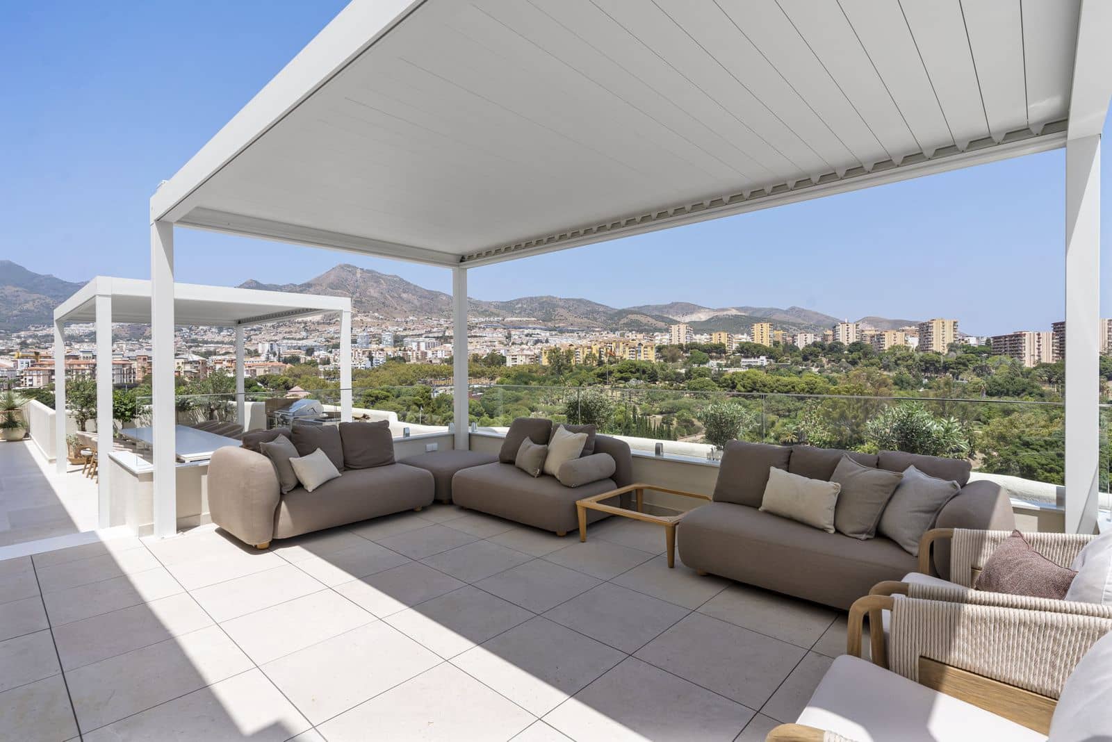 3 soverom Penthouse til salgs i Benalmadena Costa - € 1 650 000 (Ref: 9998184)