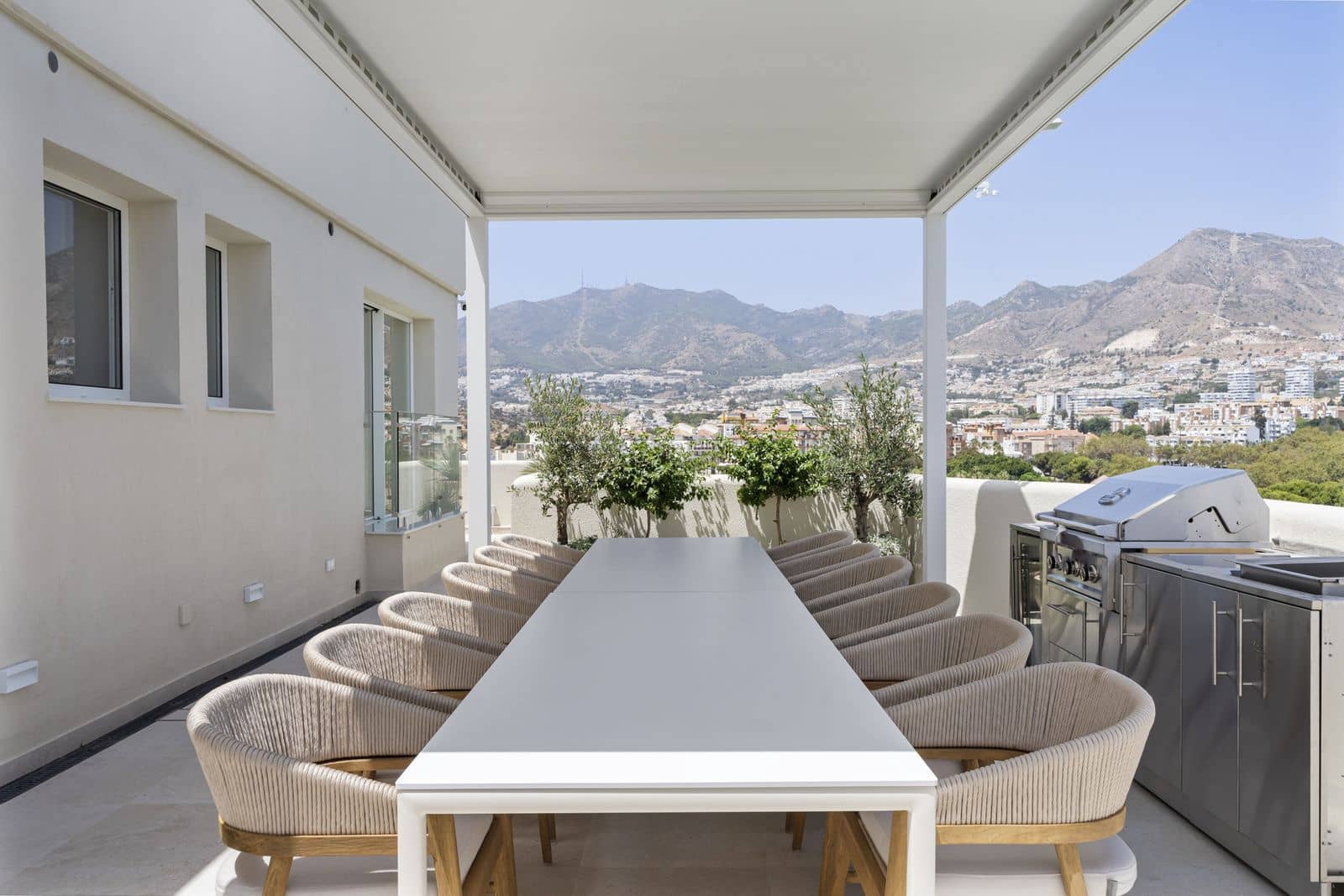 3 soverom Penthouse til salgs i Benalmadena Costa - € 1 650 000 (Ref: 9998184)
