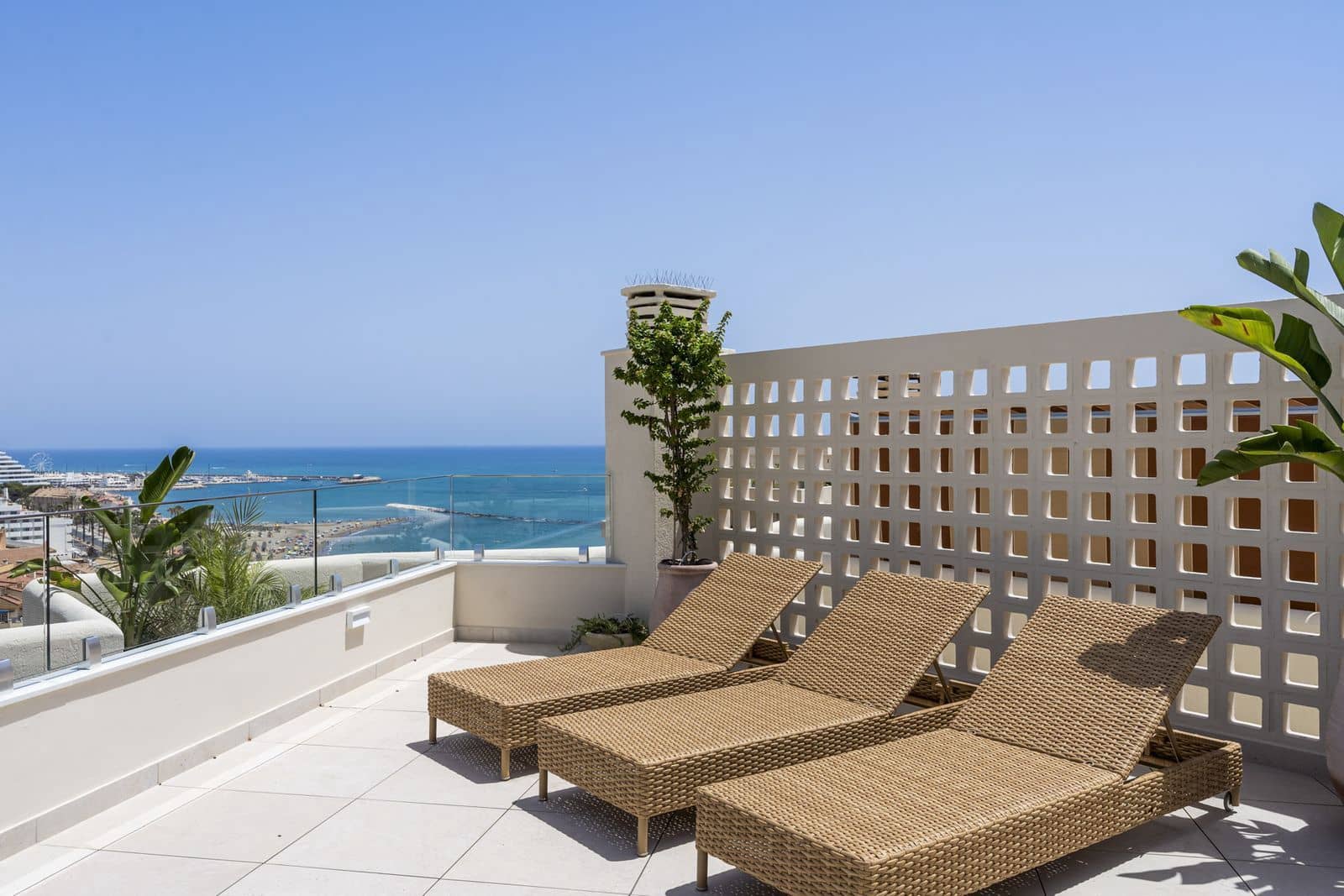 3 soverom Penthouse til salgs i Benalmadena Costa - € 1 650 000 (Ref: 9998184)