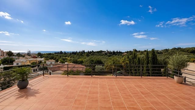5 slaapkamer Villa te koop in Málaga stad - € 790.000 (Ref: 9998191)