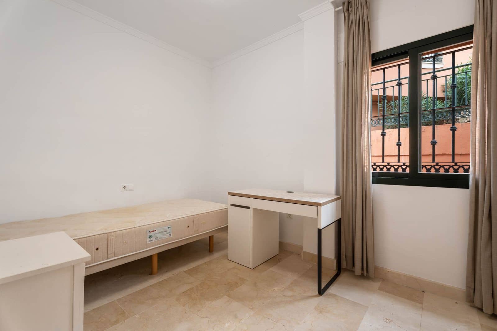 3 slaapkamer Appartement te koop in Elviria - € 369.000 (Ref: 9998194)