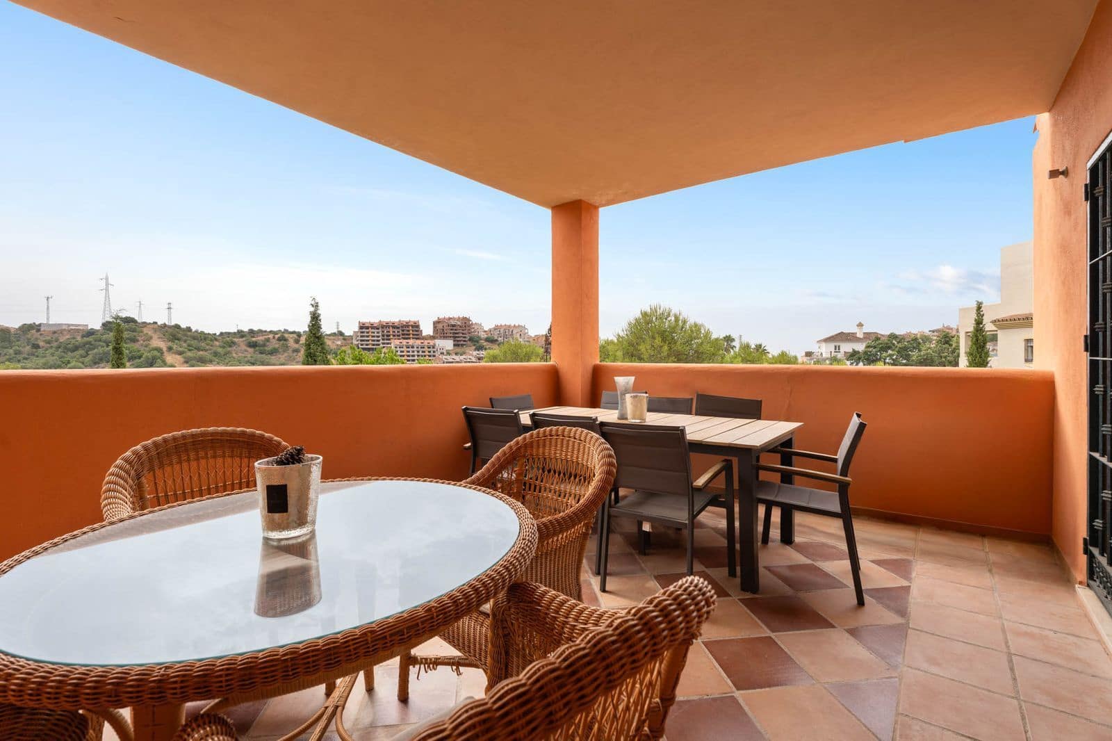 3 slaapkamer Appartement te koop in Elviria - € 369.000 (Ref: 9998194)