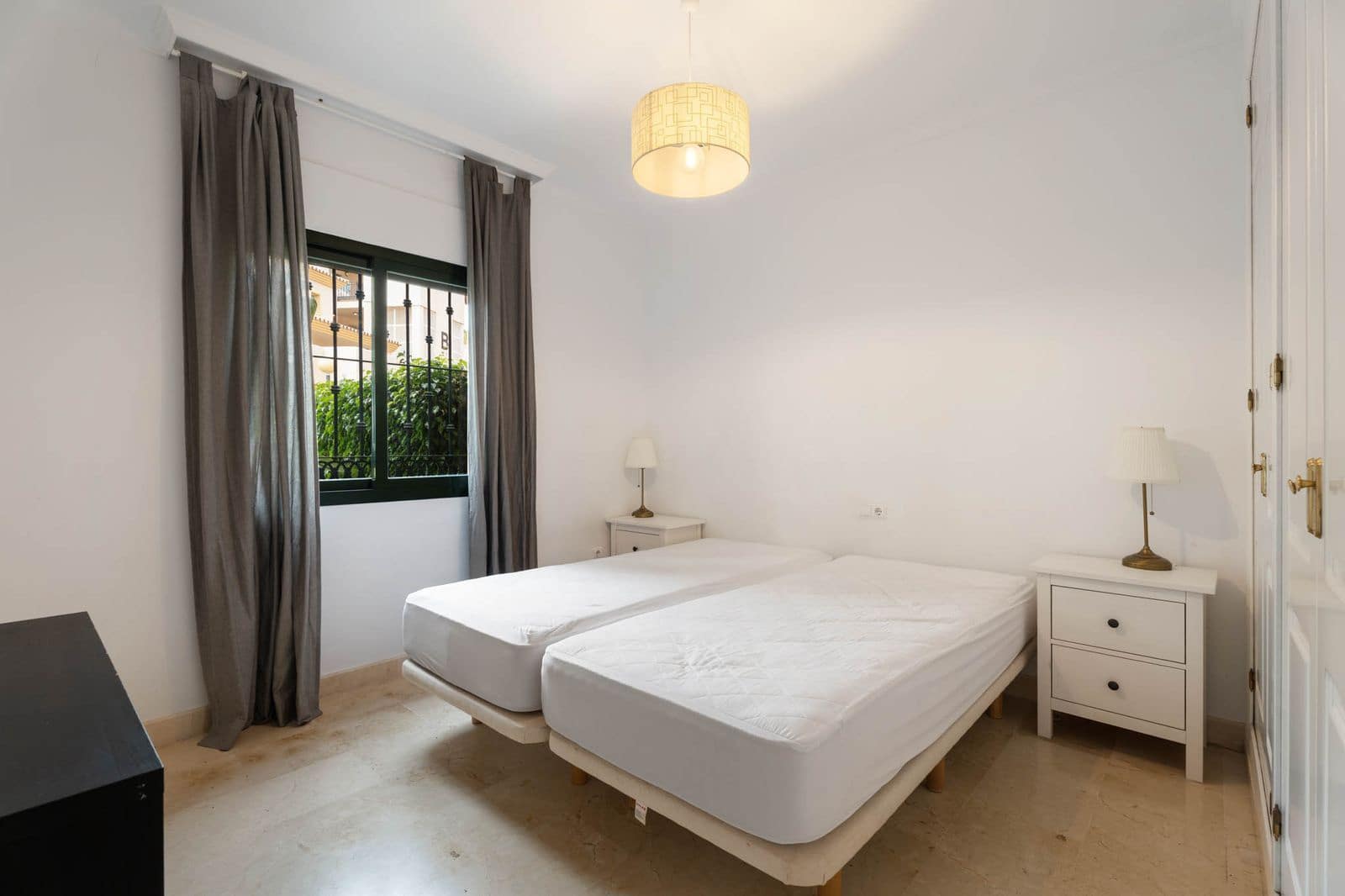 3 slaapkamer Appartement te koop in Elviria - € 369.000 (Ref: 9998194)