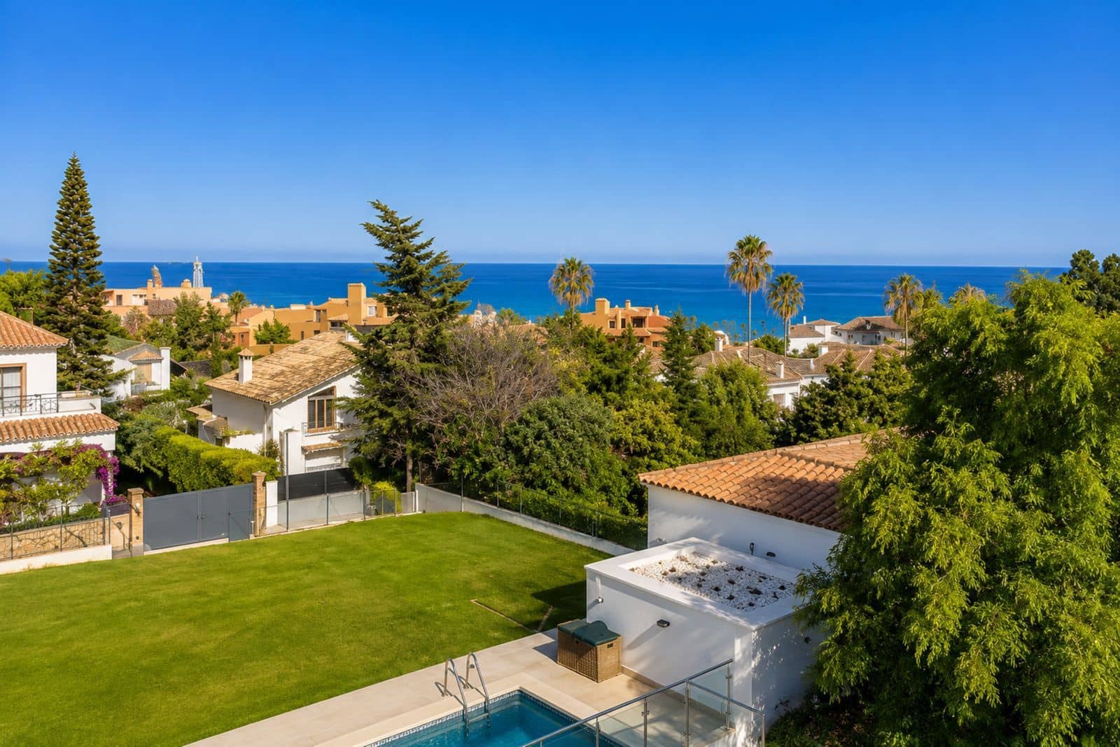 3 slaapkamer Villa te koop in Buenas Noches - € 1.600.000 (Ref: 9998198)
