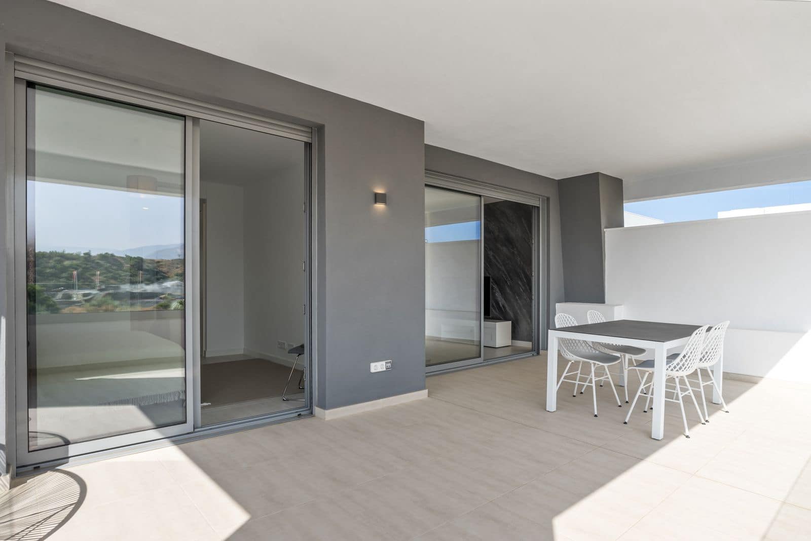 2 bedroom Penthouse for sale in New Golden Mile - € 495,000 (Ref: 9998200)