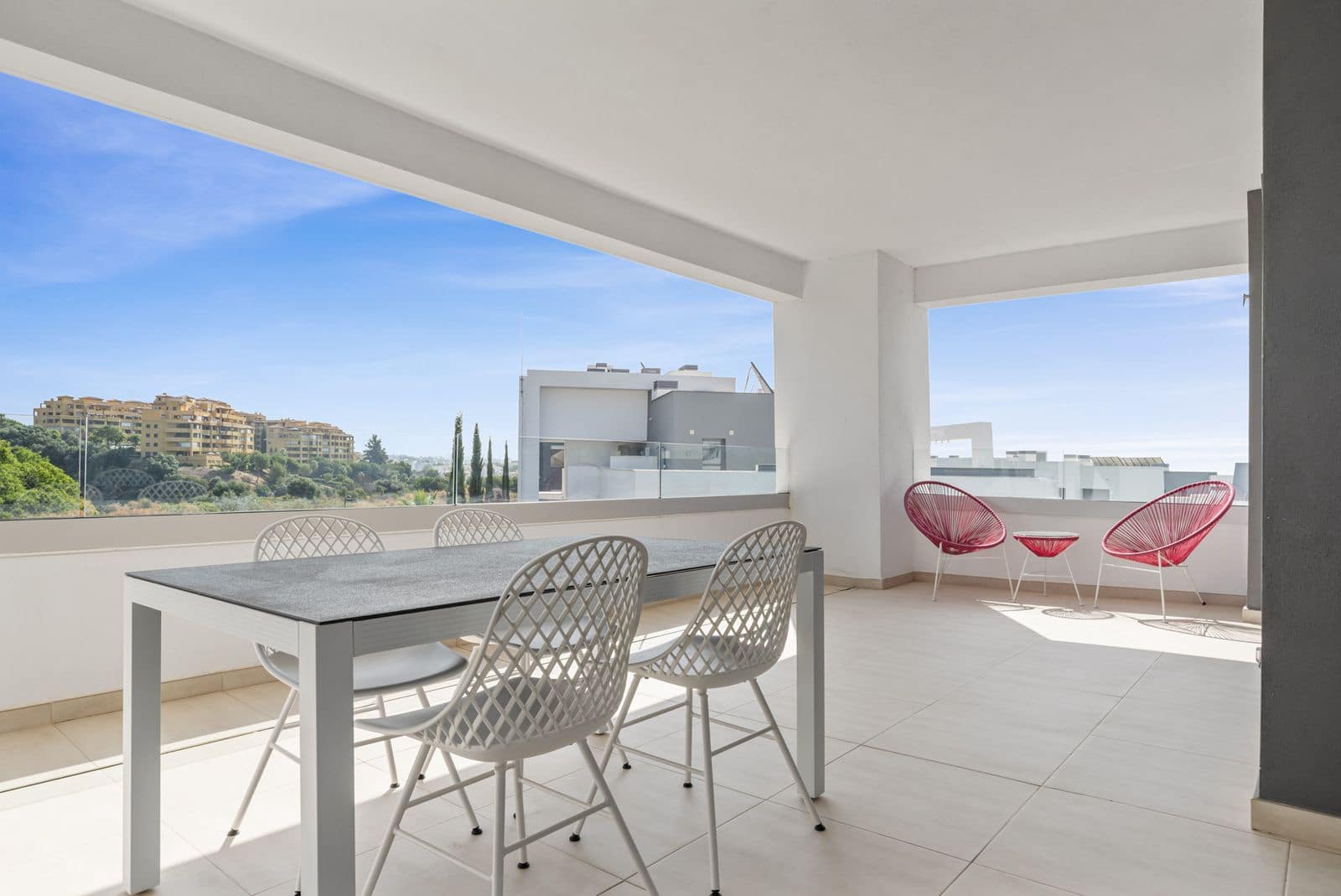 2 bedroom Penthouse for sale in New Golden Mile - € 495,000 (Ref: 9998200)