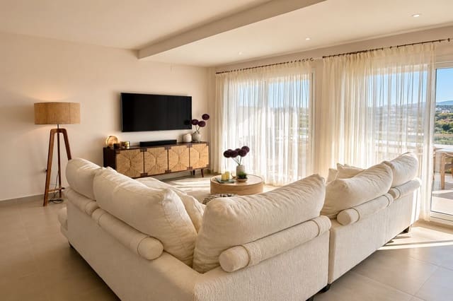 3 sypialnia Apartament na sprzedaż w Cancelada, Estepona - 595 000 € (Ref: 9998204)