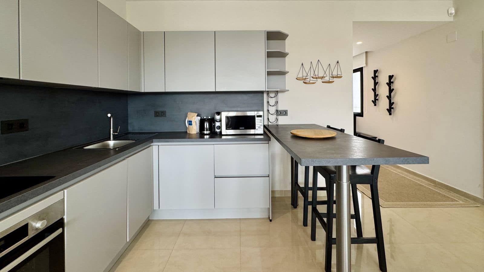 2 soverom Penthouse til salgs i Puerto Banus - € 1 300 000 (Ref: 9998208)