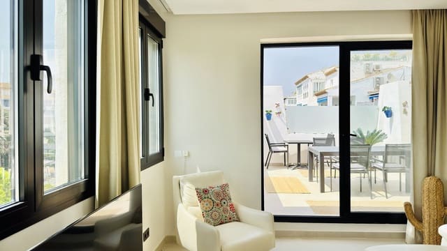 2 soverom Penthouse til salgs i Puerto Banus, Marbella - € 1 300 000 (Ref: 9998208)