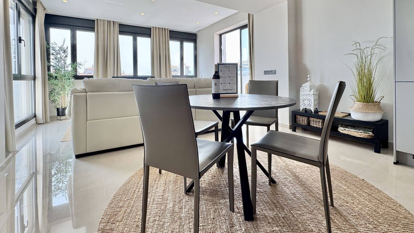 2 soverom Penthouse til salgs i Puerto Banus - € 1 300 000 (Ref: 9998208)